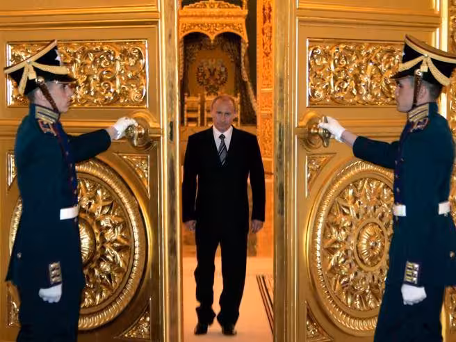 una foto di Putin al Cremlino una foto di Putin al Cremlino
